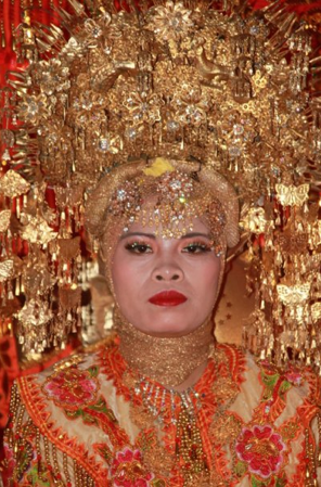 The amazing Minangkabua matriarchs of West Sumatra – Bella Caledonia