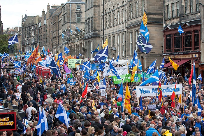 On the High Street, Edinburgh 2013